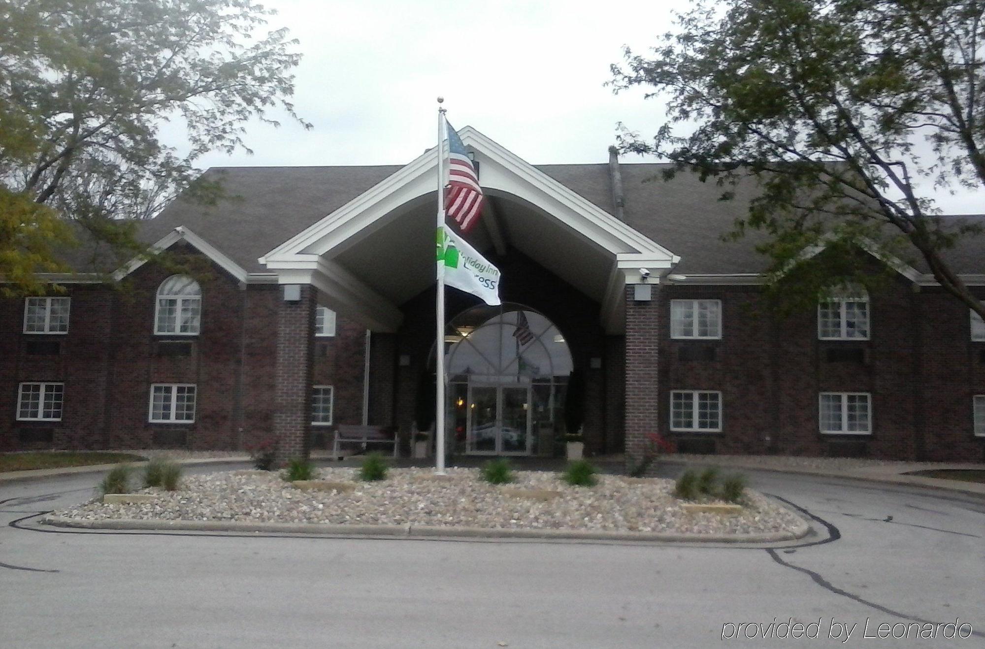 Holiday Inn Express Des Moines-At Drake University, An Ihg Hotel מראה חיצוני תמונה